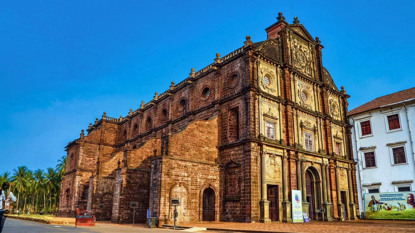 Se Cathedral Old Goa Portuguese era church architecture